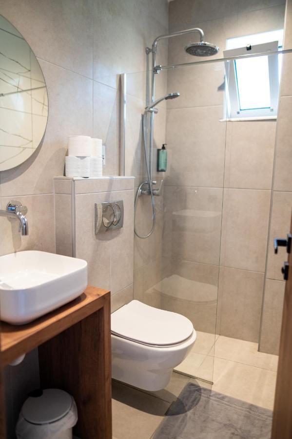Aelia Prime Experience 3 Apartment Kos Town Luaran gambar
